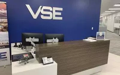 The top 3 reasons you need custom signs for your business