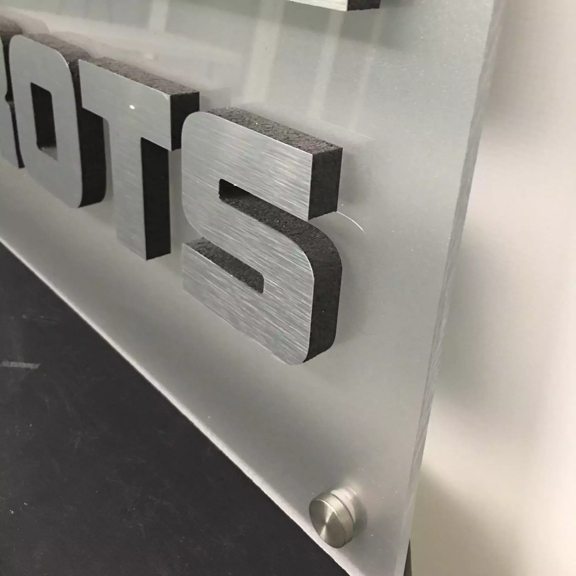 aluminum-and-acrylic-square